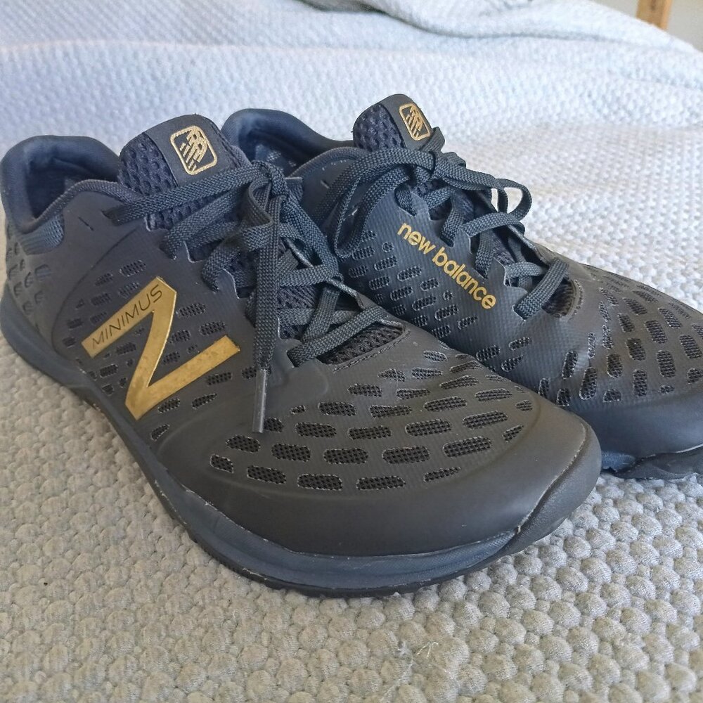 New Balance Minimus Vibrant Gold - 8.5 MEN